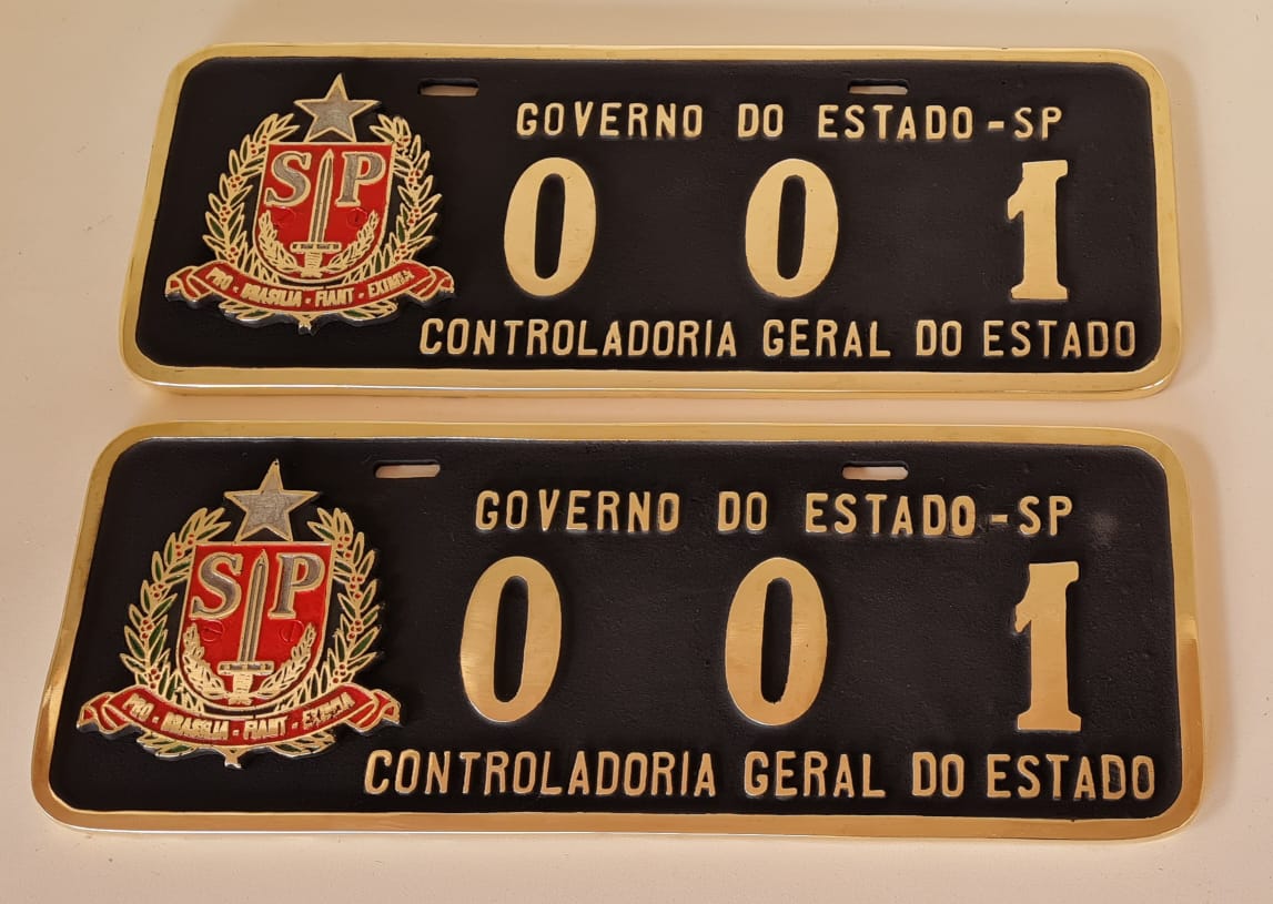 Placa de Carro em Bronze Fundido